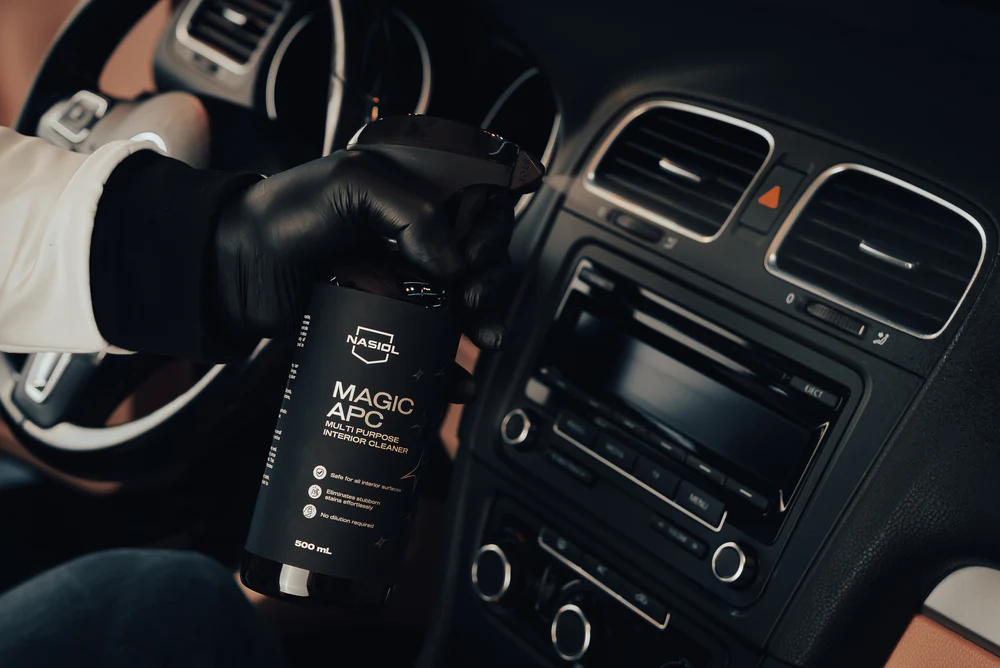 Nasiol Set Protecție Textile Interior 3 Piese – Nano Seat Protect 500ml, Magic APC 500ml, Cabin Care 500ml + 2 Lavete Microfibră CADOU
